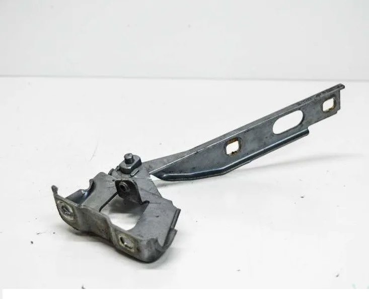 AUDİ – MOTOR KAPUT MENTEŞESİ SAĞ A4 2009-