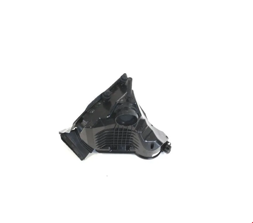 AUDİ - HAVA FİLTRE KUTUSU A5 / A4 2009-