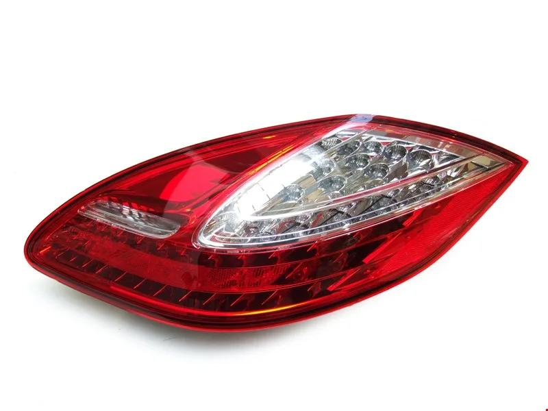 PORSCHE – ARKA STOP LAMBASI SAĞ PANAMERA 2010-