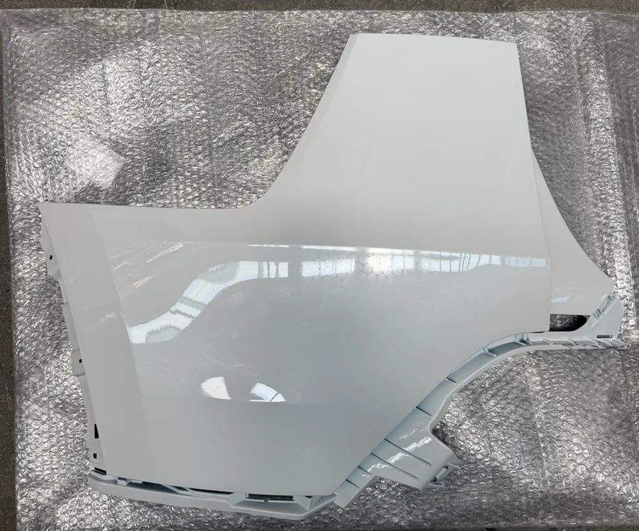 TESLA – ARKA TAMPON “SOL” (BEYAZBOYALI) YENİ MODEL Y 2025-