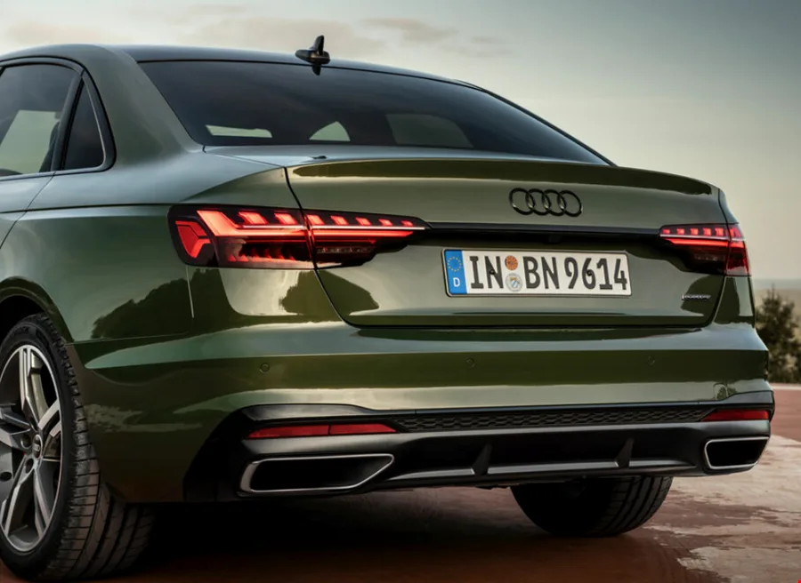 AUDİ – ARKA REFLEKTÖR SAĞ SET S-LİNE A4 2020-