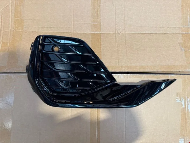 AUDİ – ÖN TAMPON IZGARASI SAĞ A3 2024-