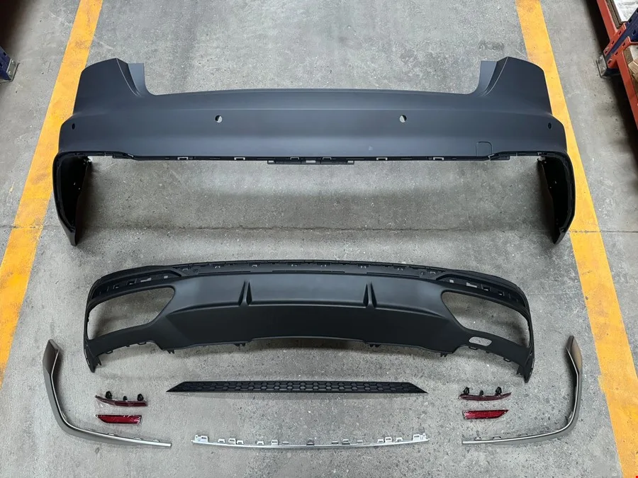 AUDİ – ARKA TAMPON SET S-LİNE (GRİ ÇITALI) A4 2020-